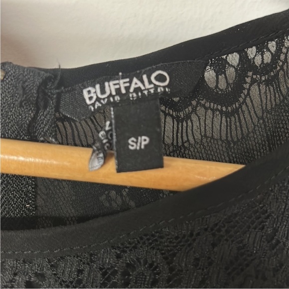 Buffalo David Britton High Low Back Lace Tank Top - Picture 4 of 6